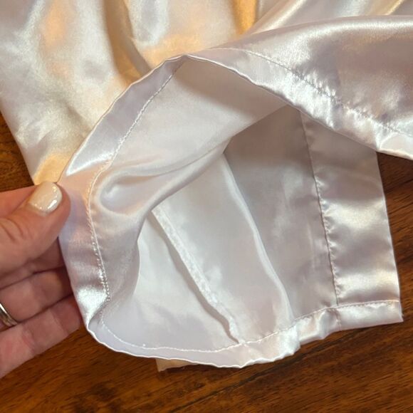 White Satin Bride Robe - Picture 7 of 10